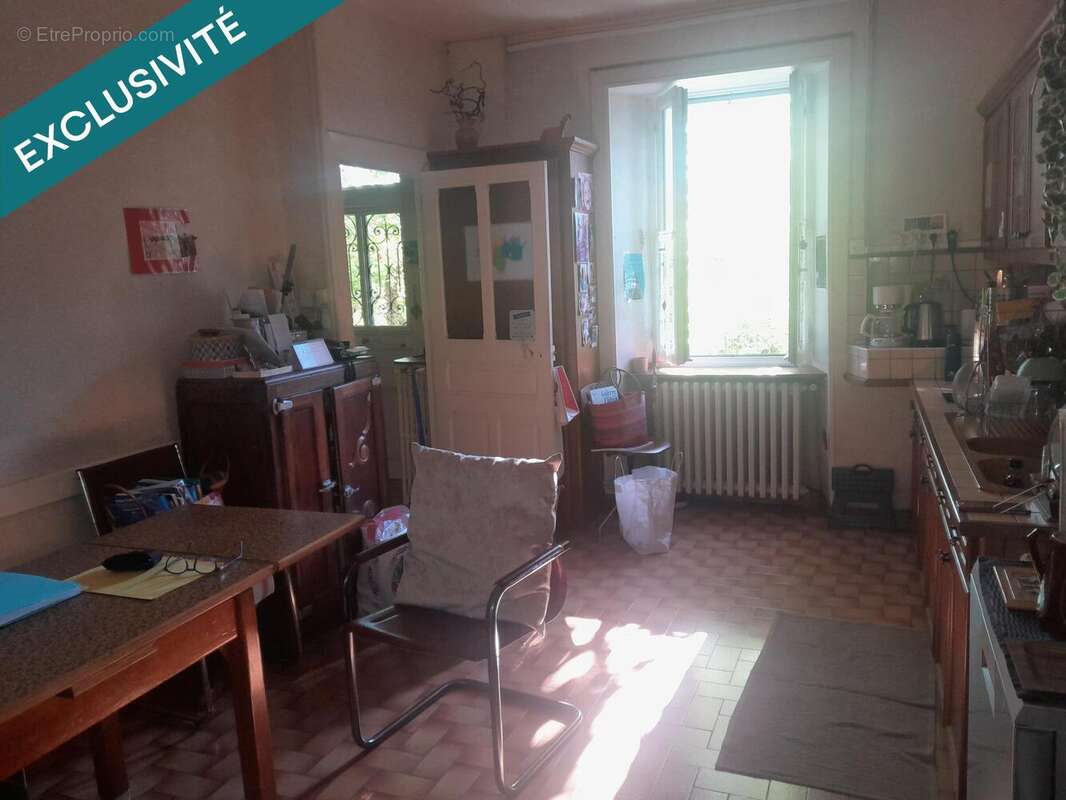 Photo 5 - Maison à VIC-SUR-CERE