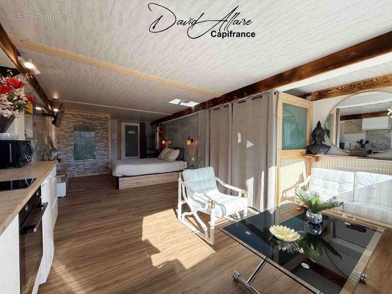 Appartement à LARAGNE-MONTEGLIN