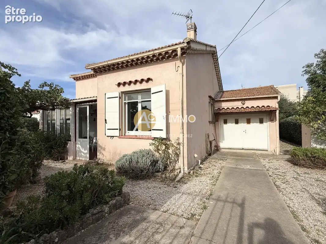 Photo Maison à Six-Fours-Les-Plages au prix de 449 000€