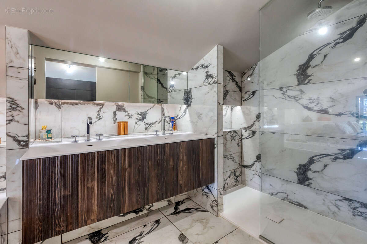 Maison à SAINT-MARTIN-LE-VINOUX