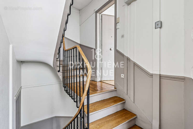 Appartement à PARIS-3E