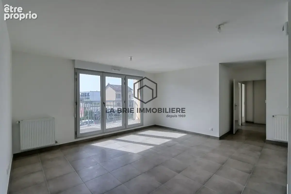 Appartement 3 pièces 65 m² à vendre à Chennevieres-Sur-Marne (94430) - photo 2