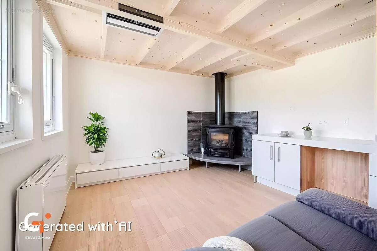 Maison à SAINT-OUEN-DE-THOUBERVILLE