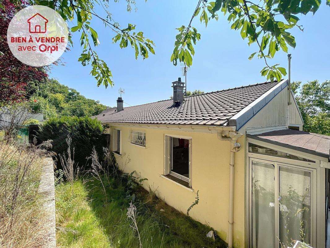 Maison à MEZY-SUR-SEINE