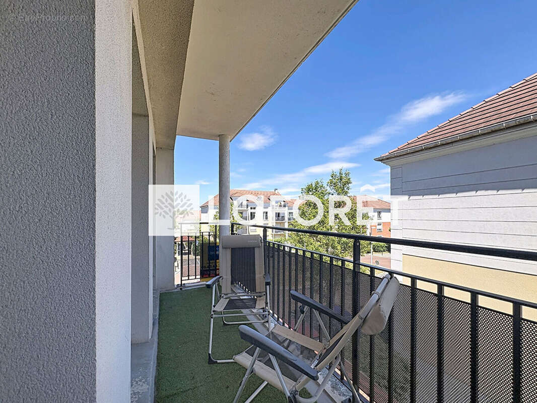 Appartement à MOISSY-CRAMAYEL
