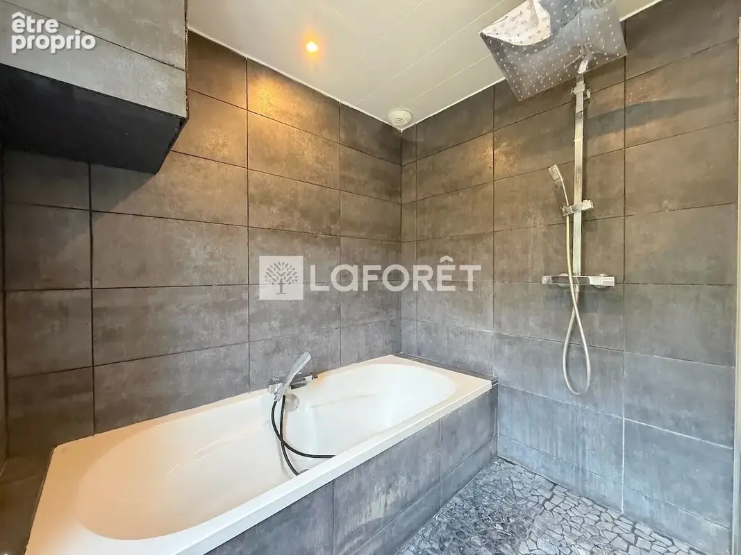 DEJA VENDU PAR LAFORET DOUAI - Maison Auby, 2 chambres jardin garage - photo 9