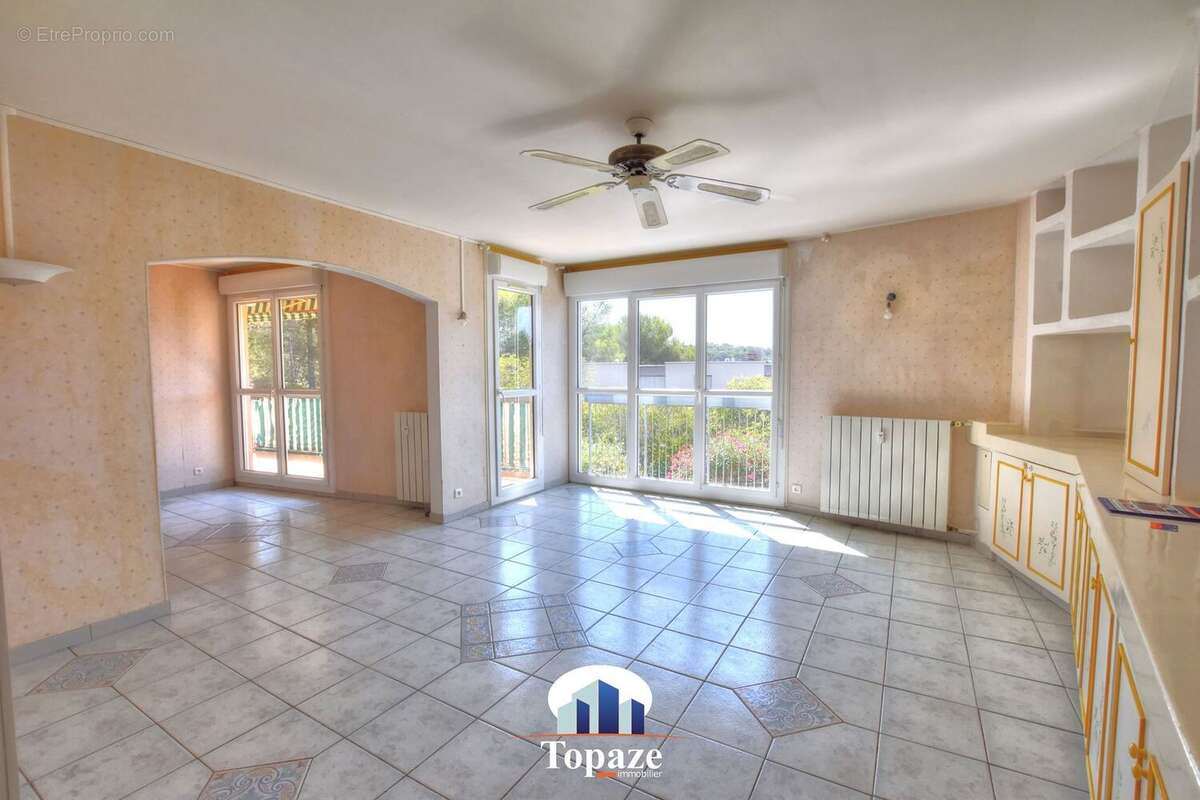 Appartement 90 m² à Saint-Raphael  - photo 2