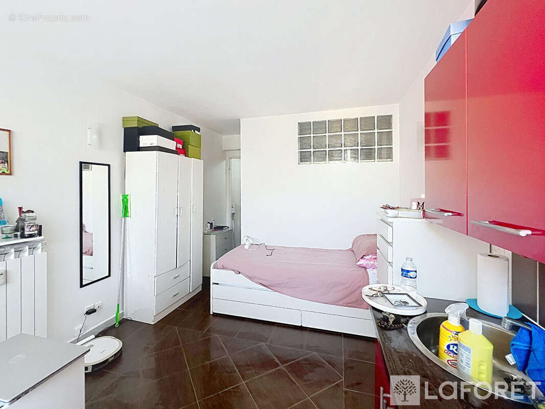 Appartement à ROQUEBRUNE-CAP-MARTIN