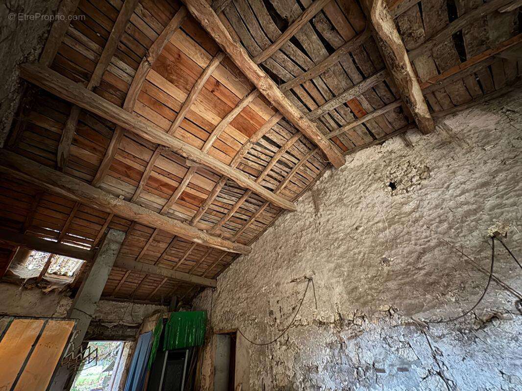 Ancienne ferme girondine à fort potentiel, Pessac sur Dordogne 185 m2 dépendances 300 m2 - photo 16