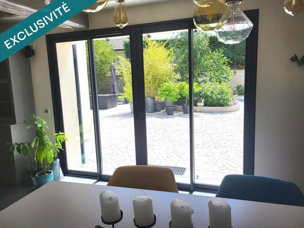 Maison 212 m² à Etrechy  - photo 9