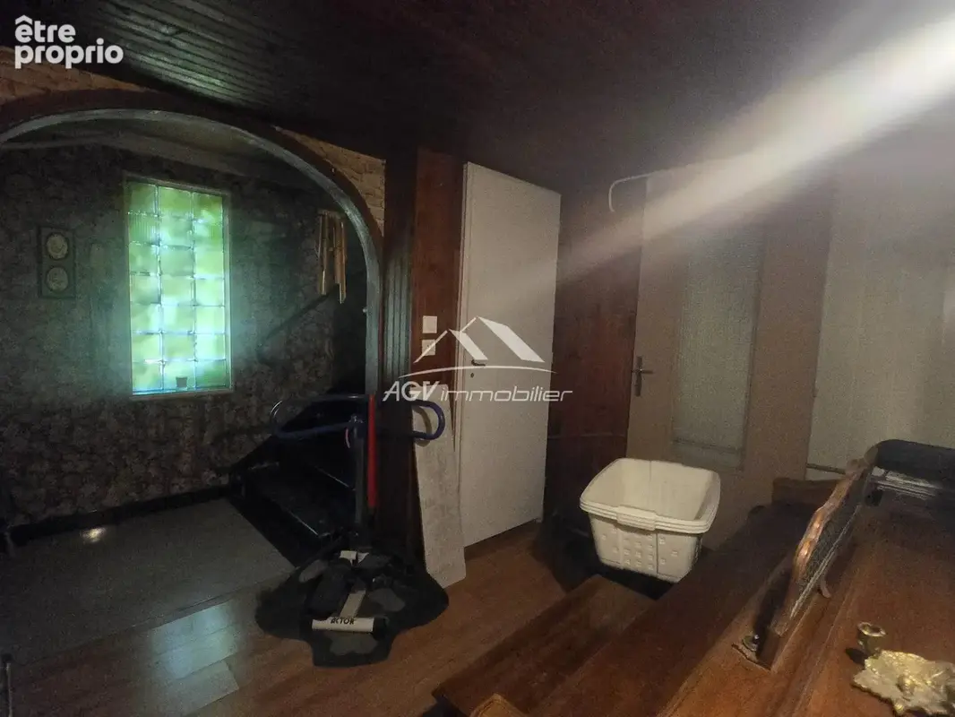 Ensemble immobilier : 2 habitations, 3022m² de terrain - photo 10