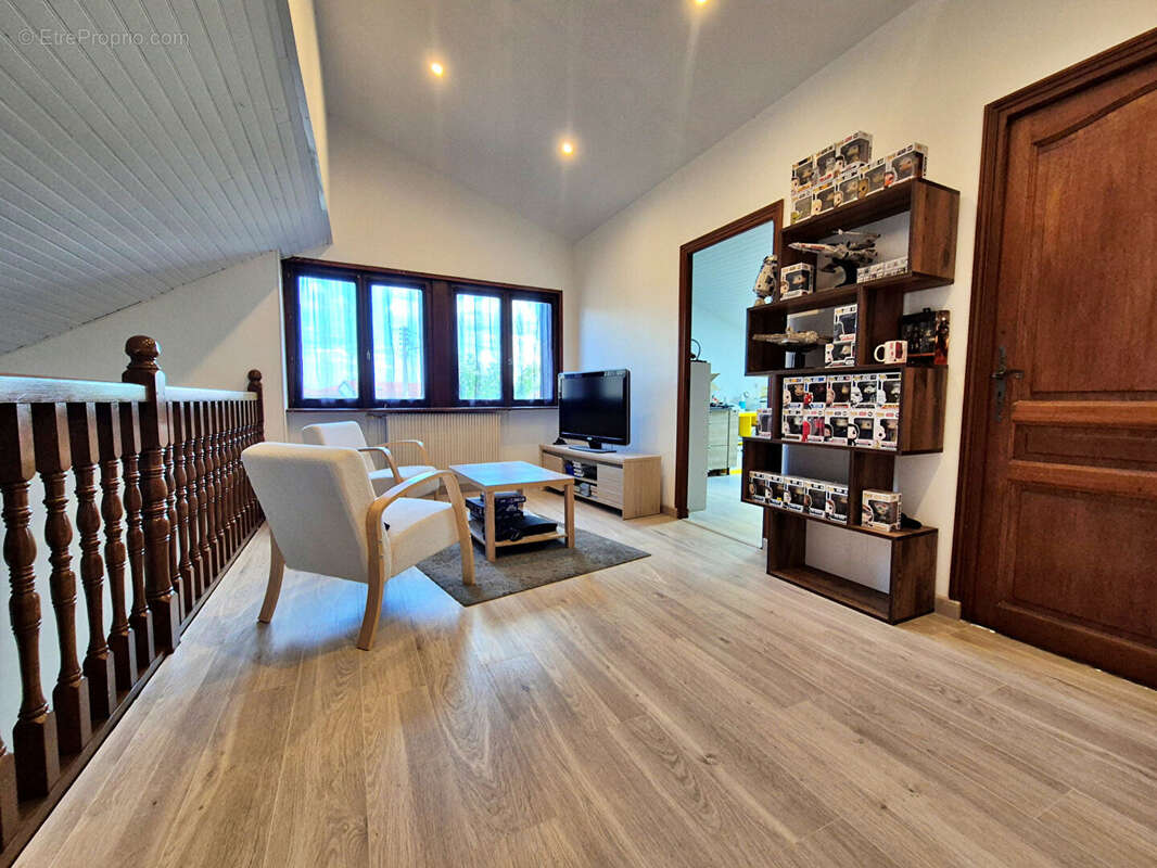 Maison à PAGNY-SUR-MEUSE