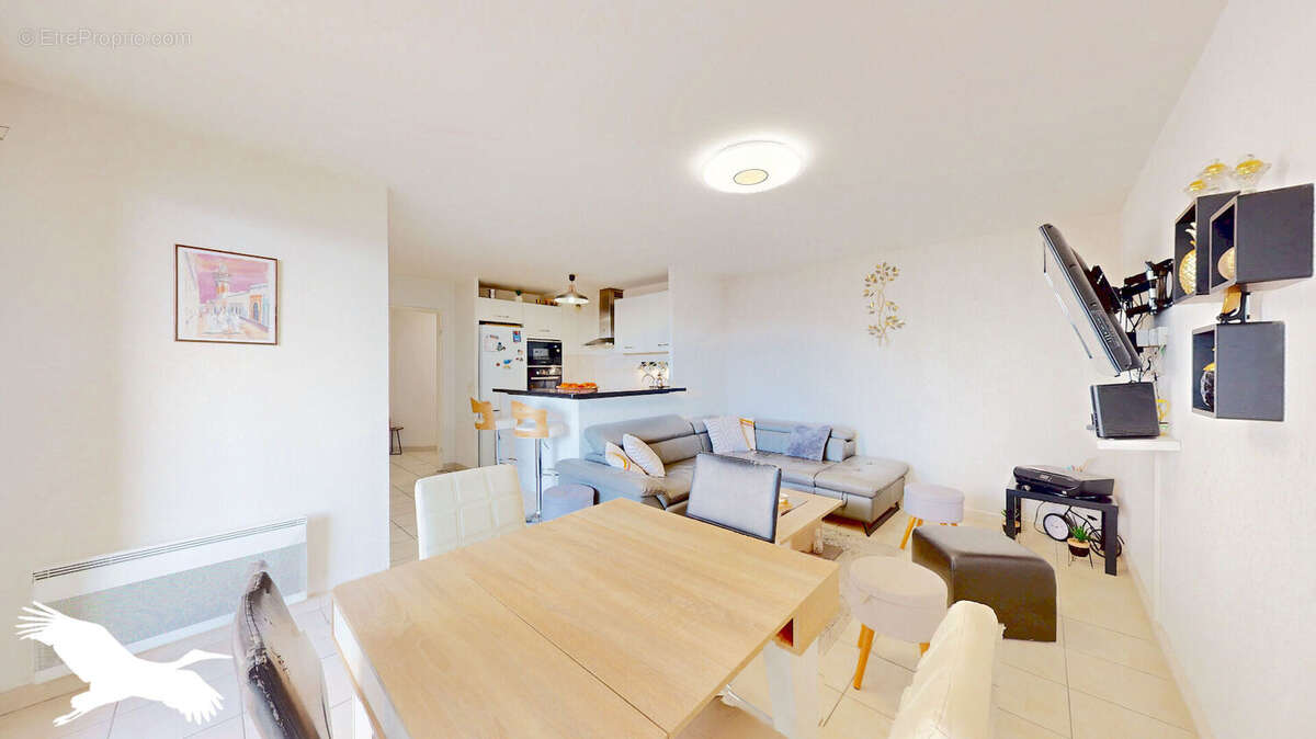 A vendre, Liam , Marseille 10ème, LE SAINT JEAN, 3 pièces 62 m2 avec terrasse et vue dégagée au dernier étage, double-box. - photo 6