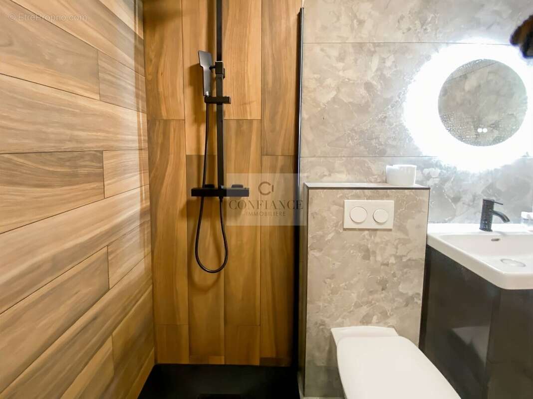 Appartement à SAINT-ETIENNE-DE-TINEE