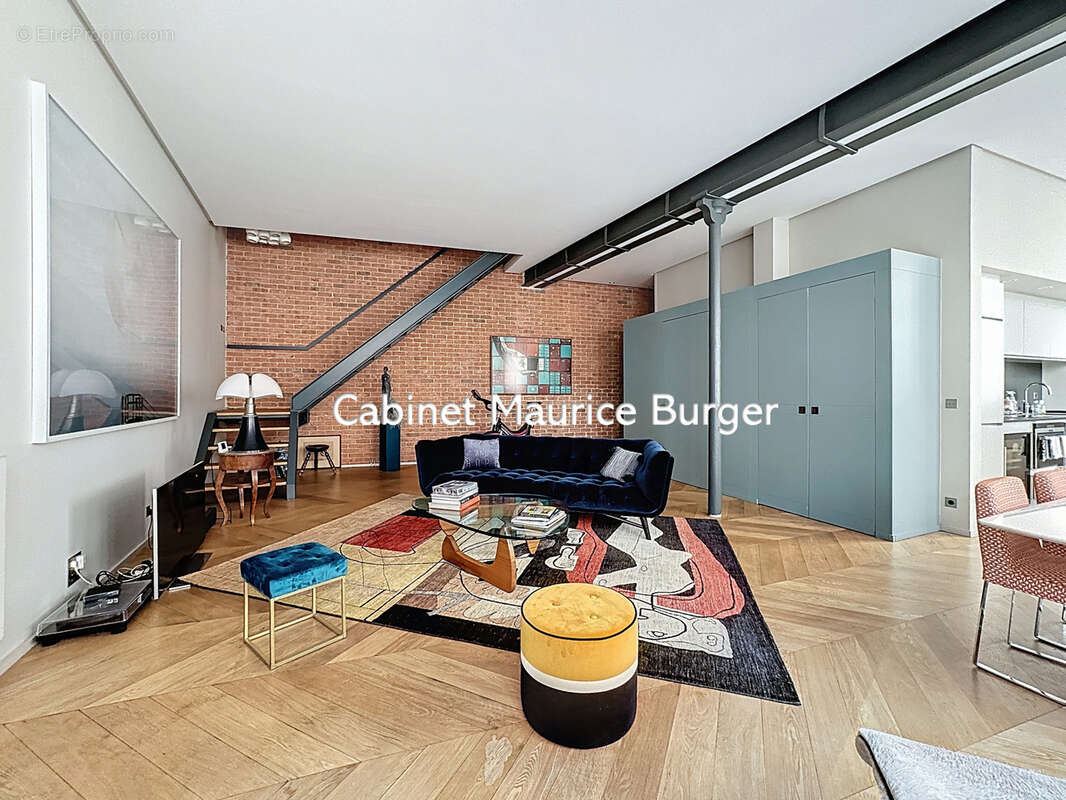 Appartement à PARIS-2E