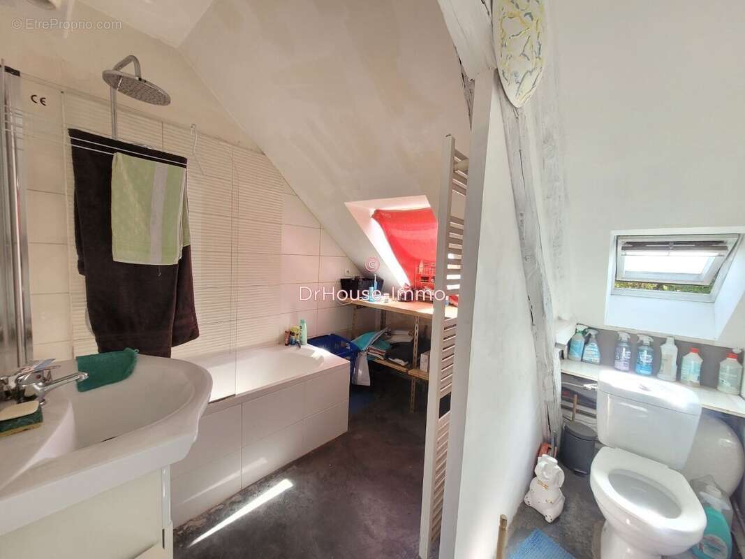 Maison à SAINT-HILAIRE-LES-ANDRESIS