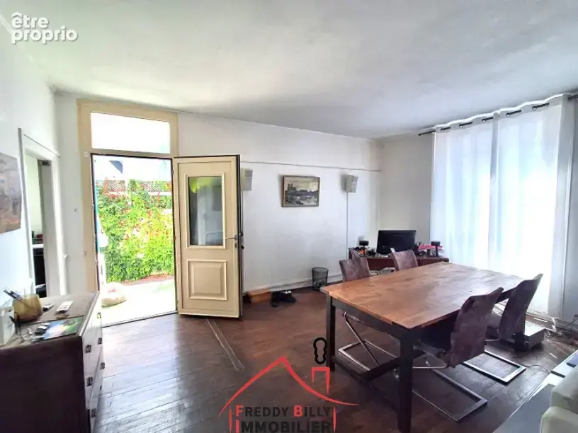 Maison hyper centre - 4 ch + jardin + garage - photo 9