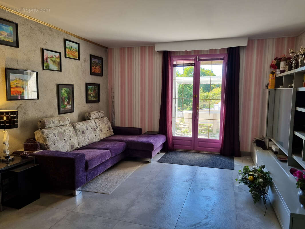 Maison à VEYNES