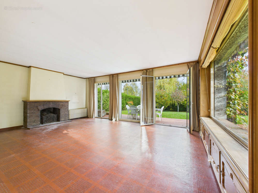 Maison à LA CELLE-SAINT-CLOUD