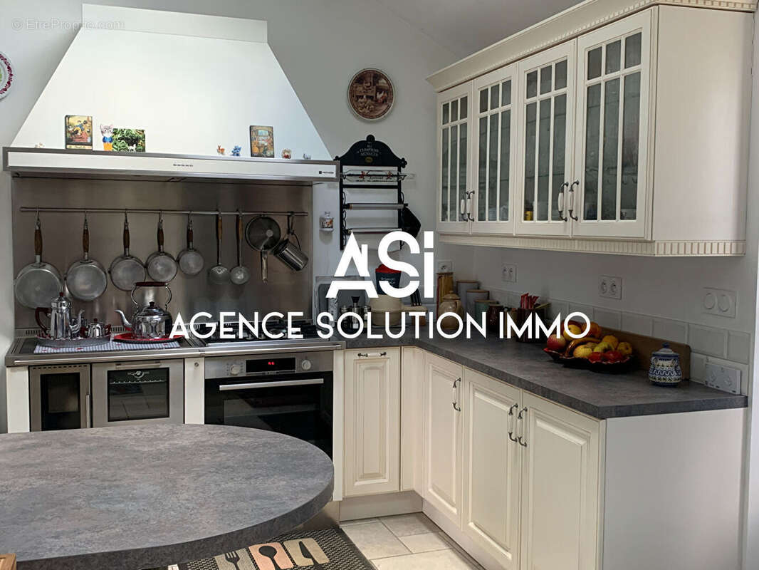 Maison à SAINT-AUBIN-FOSSE-LOUVAIN