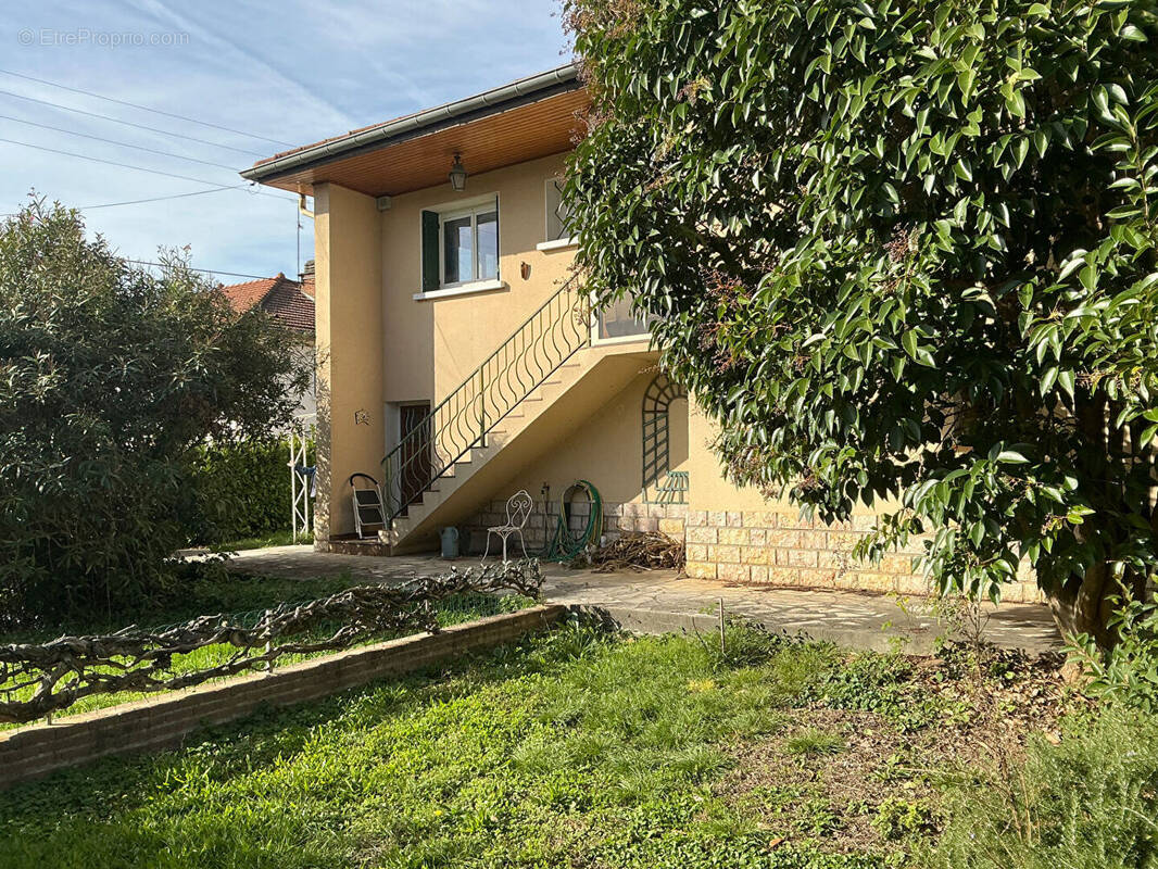 Maison à OULLINS