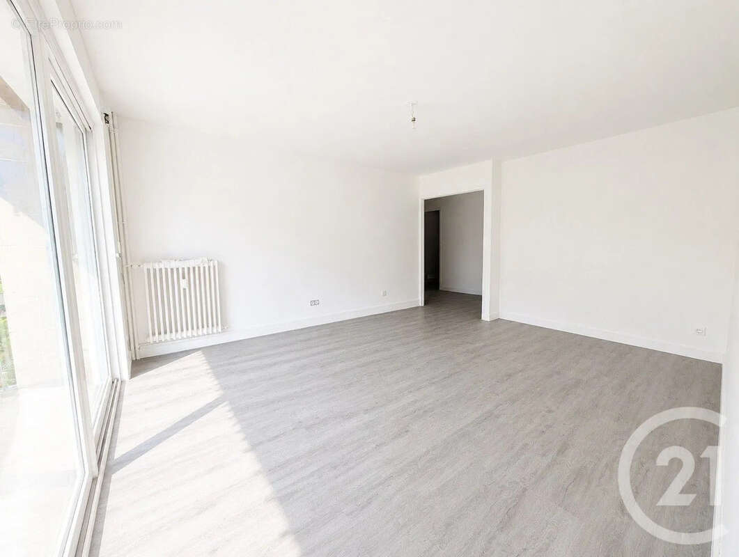 Appartement 101 m² à Chalons-En-Champagne  - photo 2
