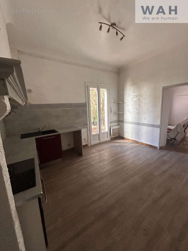 Maison à VERGEZE