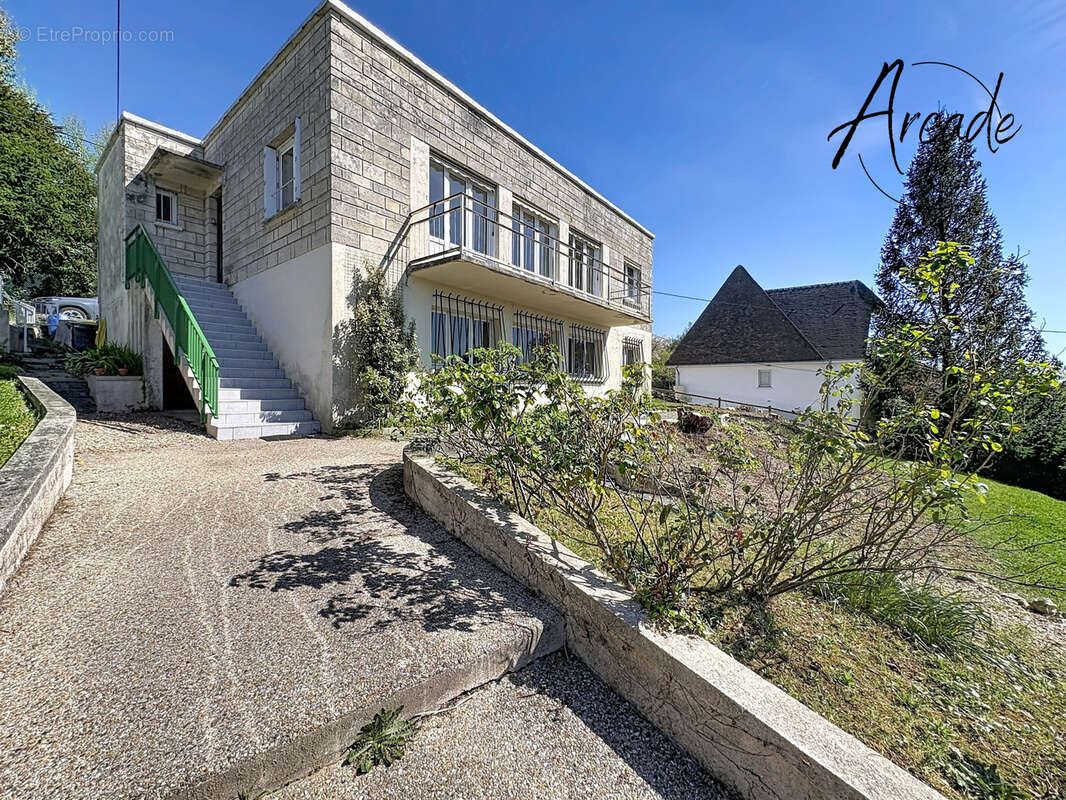 Maison à MONTIVILLIERS