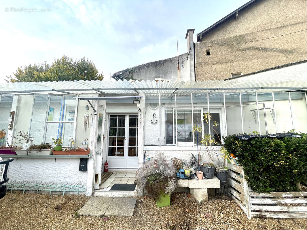 Maison à MIREBEAU