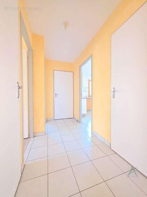 Appartement à COGNIN
