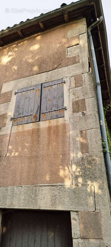 Autre à CHAMPAGNE-MOUTON