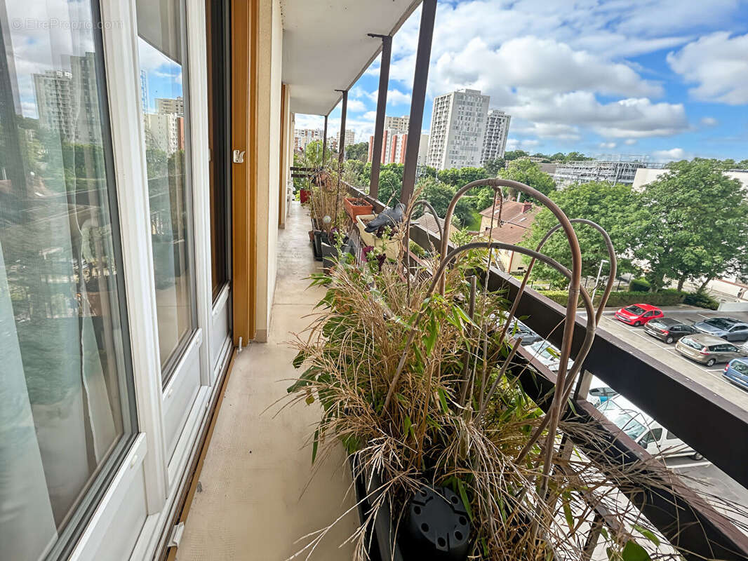 Appartement à SAINT-OUEN-L'AUMONE