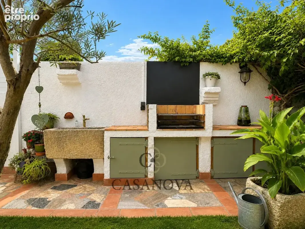 Maison 191 m² avec jardin paysager, jacuzzi et garage au centre de Pérols - photo 7