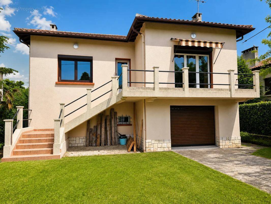 Maison à VILLENEUVE-SUR-LOT