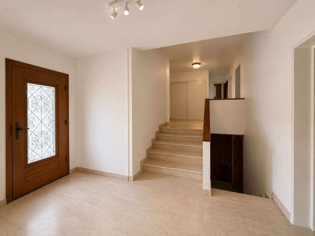 Maison à SARRAS
