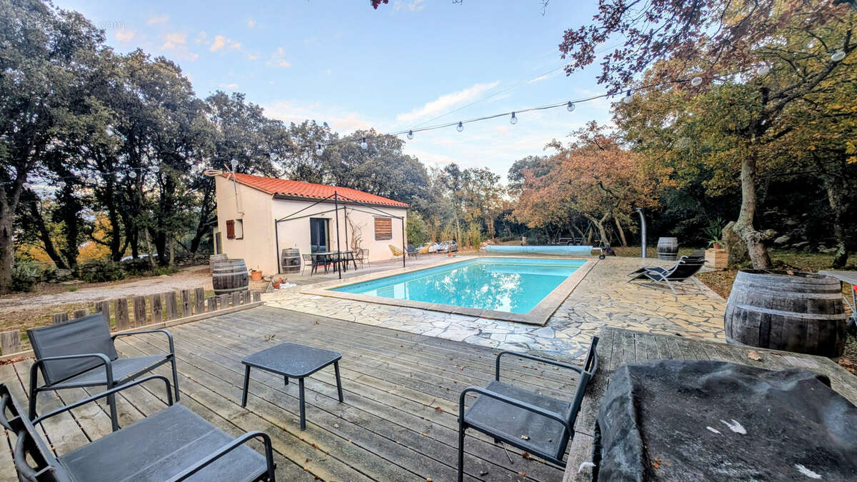 Maison à LAROQUE-DES-ALBERES