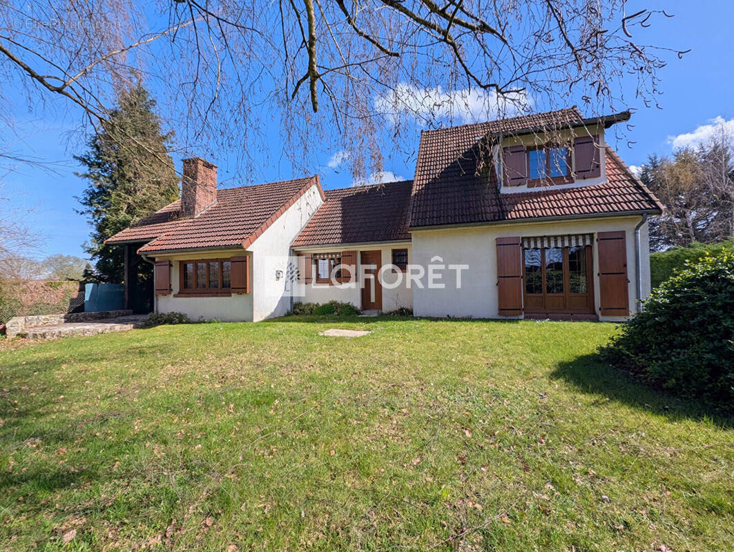 Maison à MILLY-LA-FORET