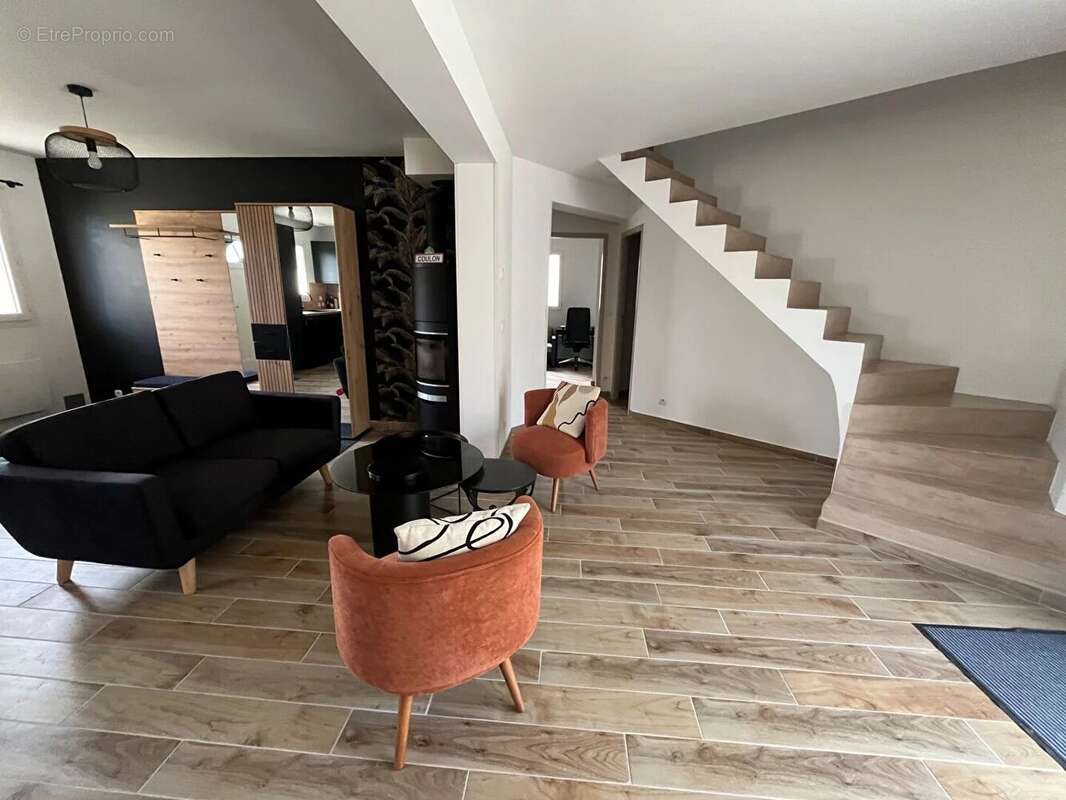 Maison à SOURS