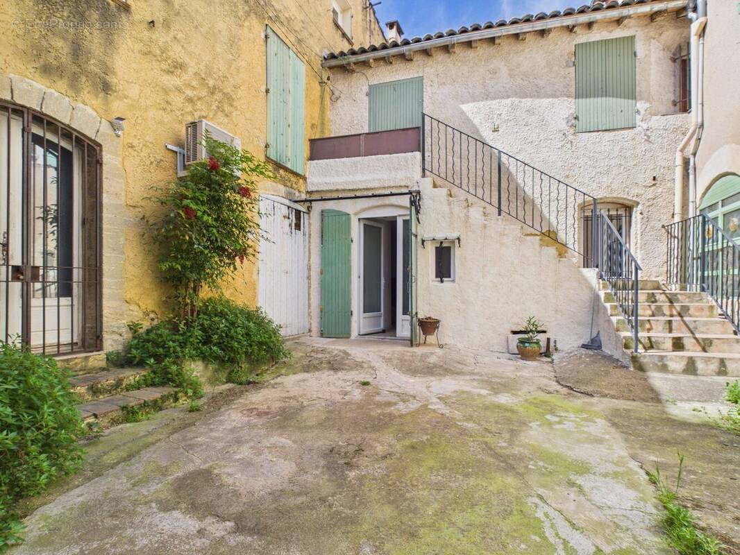 Appartement à LE THOR