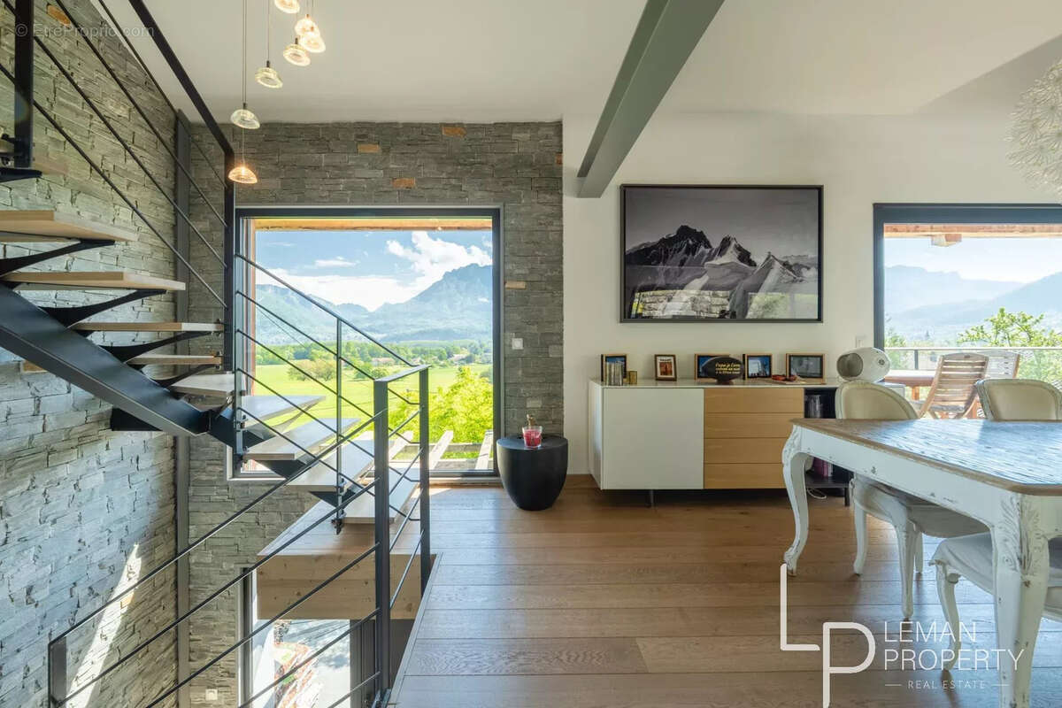 Maison à SAINT-JORIOZ