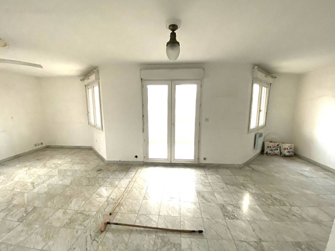 Appartement à SANARY-SUR-MER