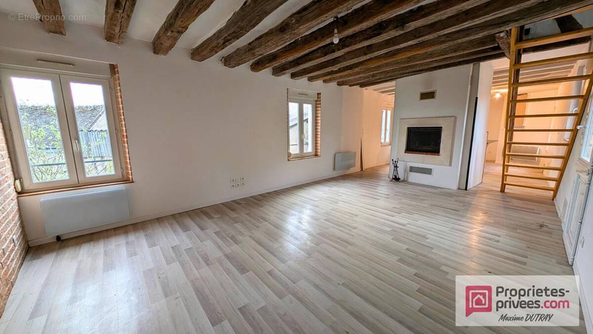 Maison à CHATEAU-RENAULT