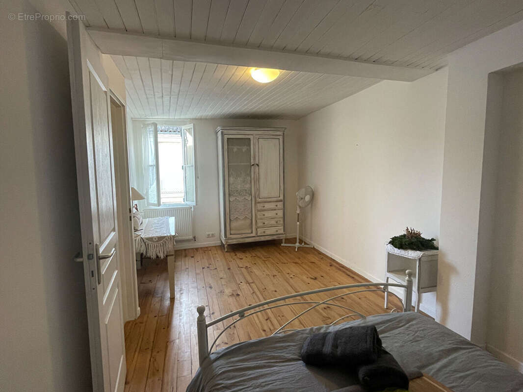 Maison à SAINTE-FOY-LA-GRANDE