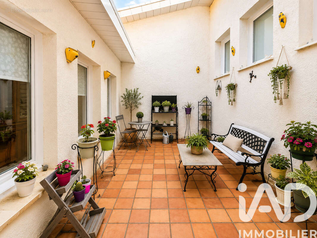 Photo 4 - Maison à ROUSSON