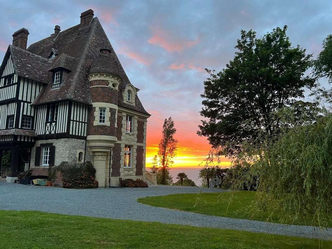 Maison à TROUVILLE-SUR-MER