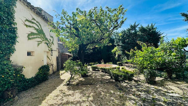 Maison à VAISON-LA-ROMAINE