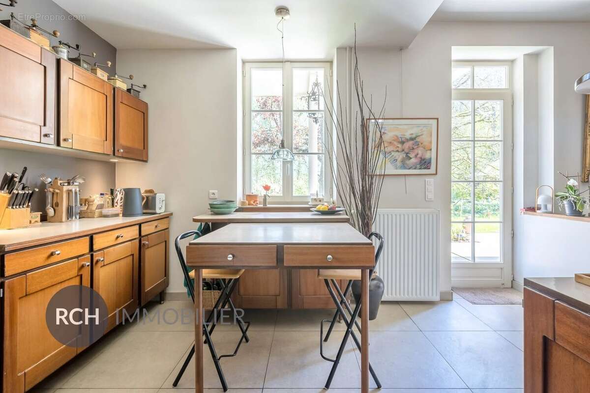 Maison à MONTFORT-L'AMAURY