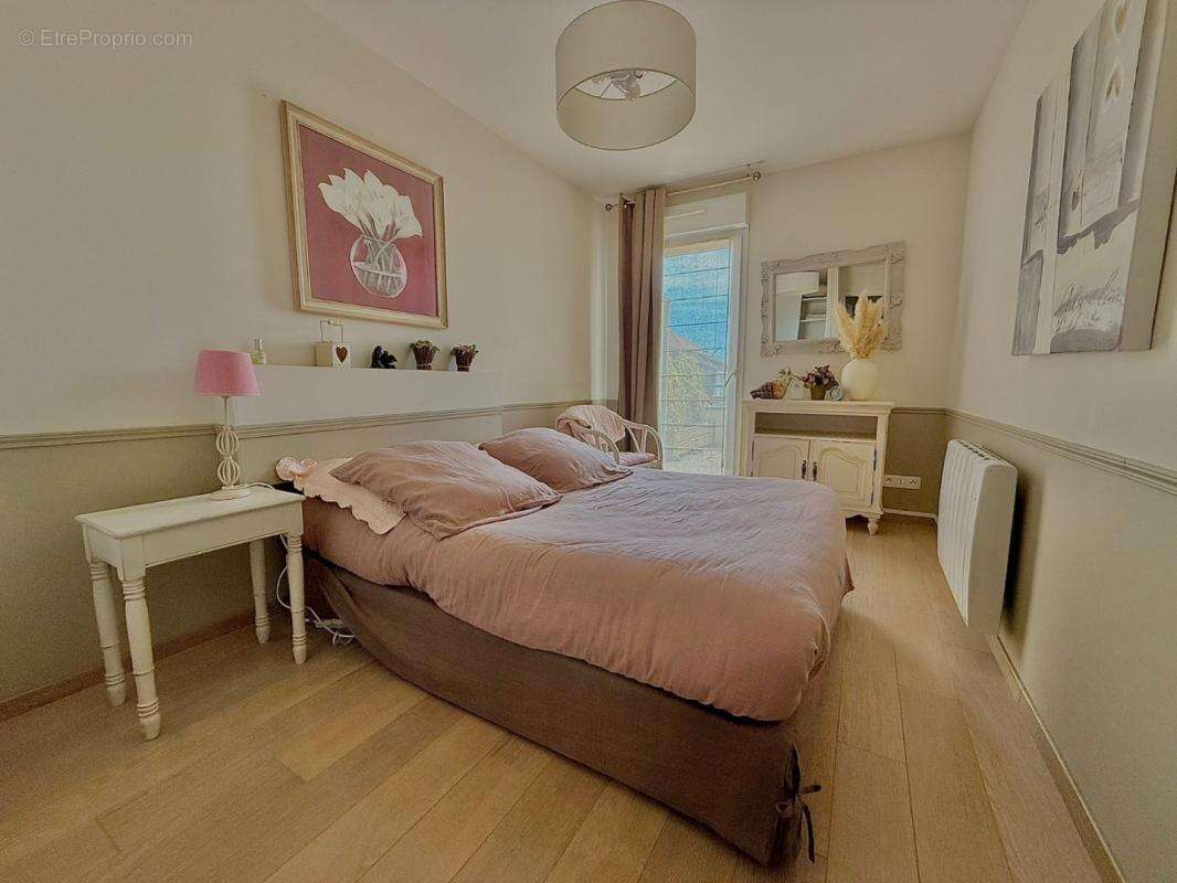 Appartement à NESLES