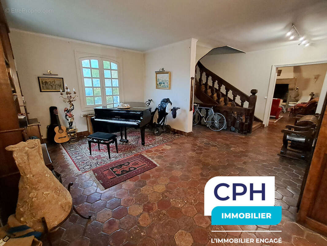 Maison à MANTES-LA-JOLIE