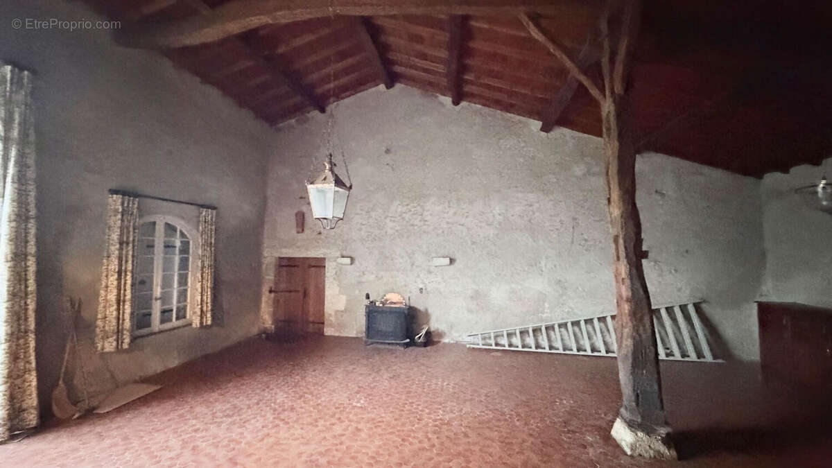 Maison à SAINT-SELVE